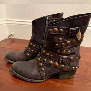 Freebird distressed studded boots (Haley) size 6  (fits true to size)